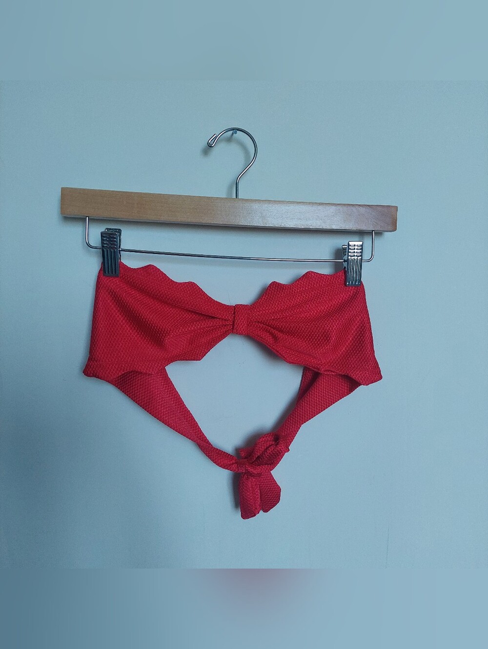 Red Knot Front Bikini Top - Strapless